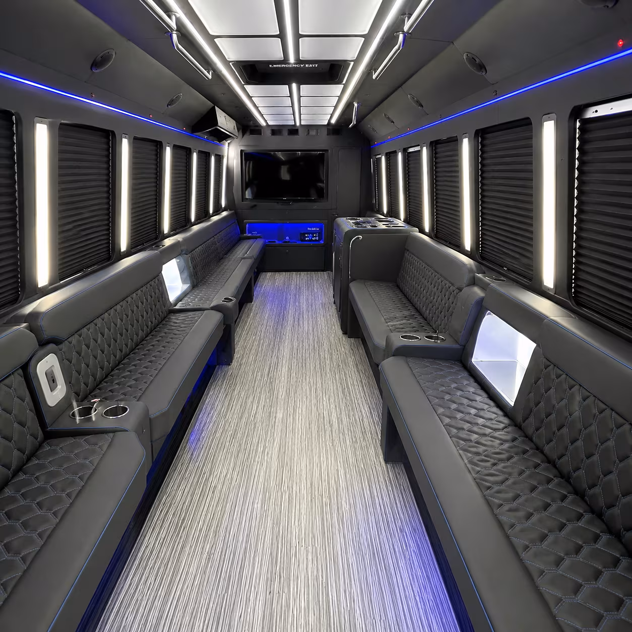 late night and early morning airport shuttle buses in mission texas