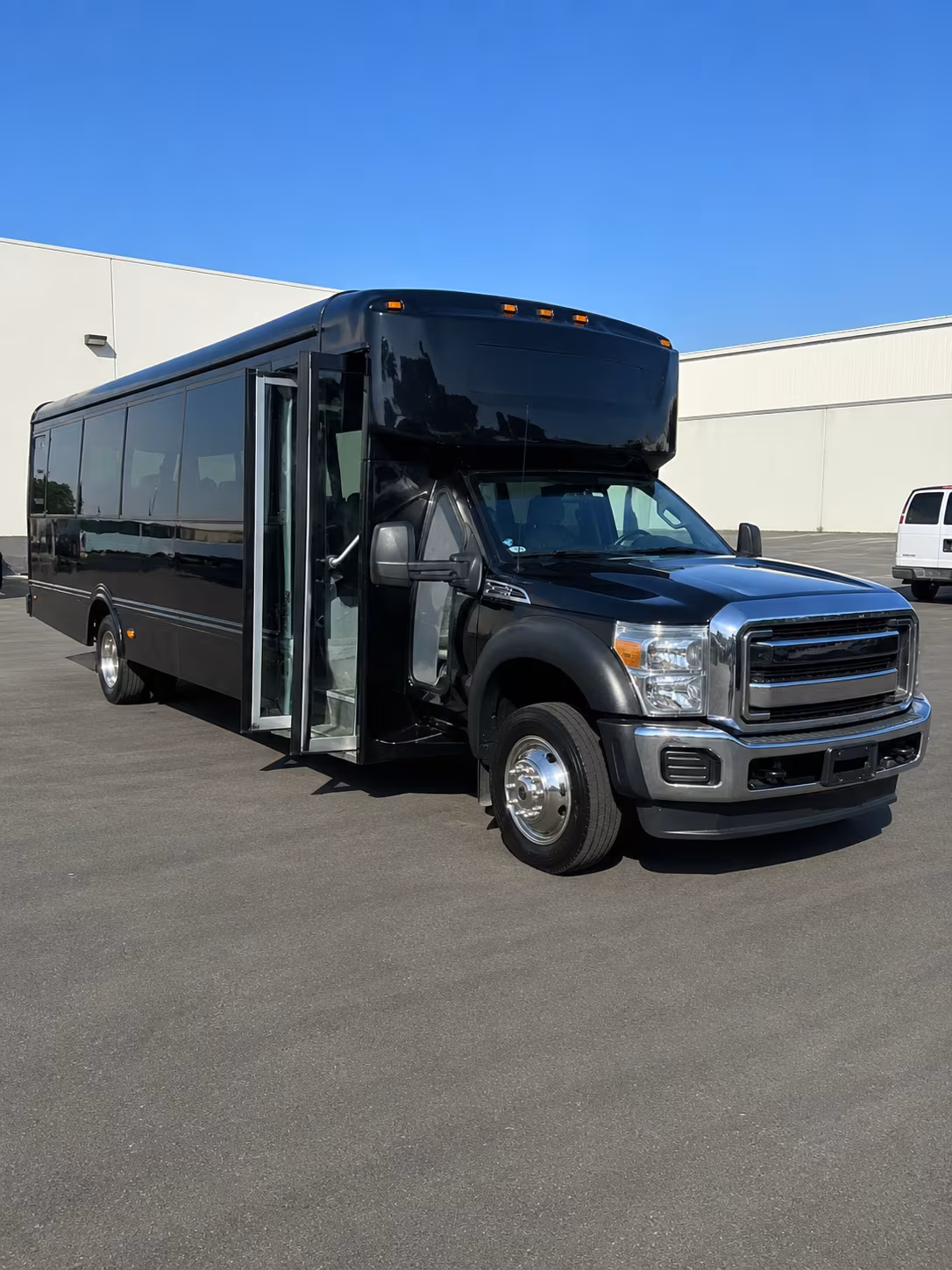 mission quinceanera sweet 16 party bus rental